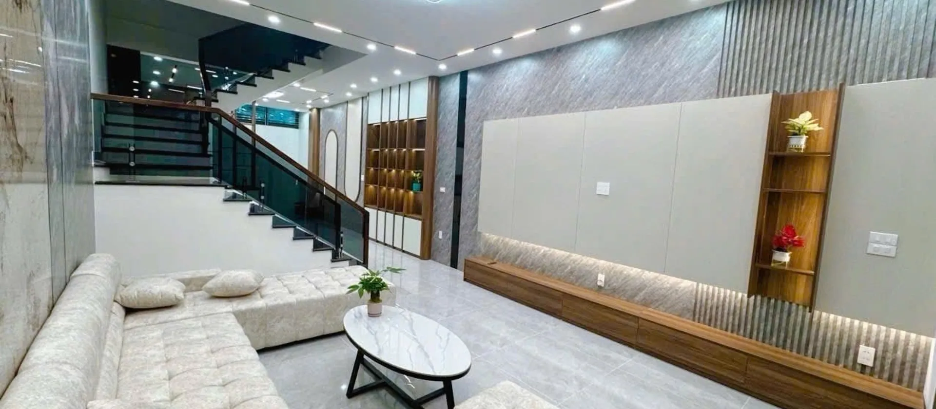 Nhà 3 tầng tại ngõ 69, Khúc Thừa Dụ với thiết kế hiện đại và tiện nghi tối ưu... Bán nhà riêng tại An Biên, Hải Phòng 01