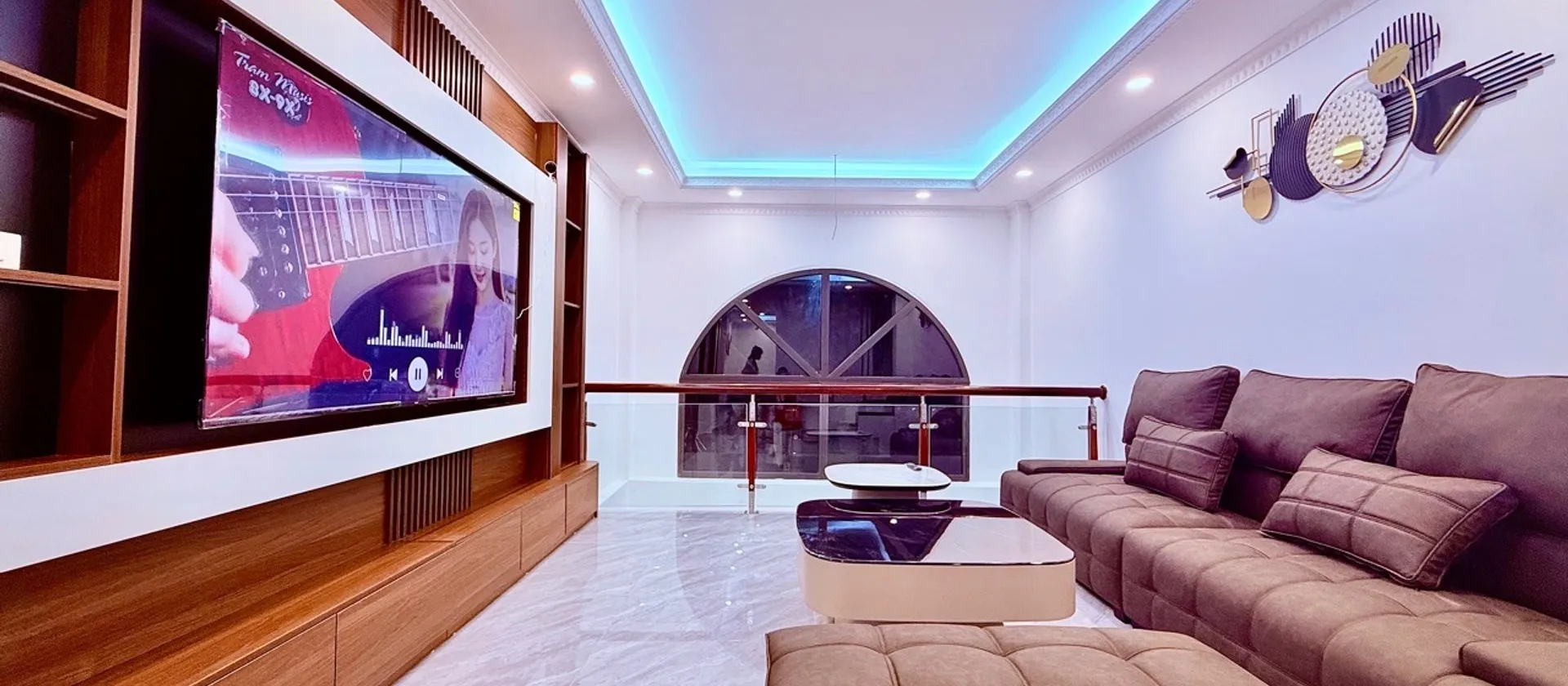 Bán nhà riêng 7 tầng, 52m², Long Biên, Hà Nội, ô tô vào nhà, thang máy... Bán nhà riêng tại Long Biên, Hà Nội 01