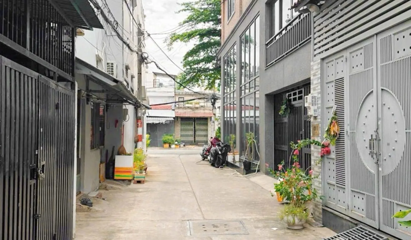 Nhà đẹp Tân Sơn Nhì, 4 tầng, ô tô vào tận cửa... Bán nhà riêng tại Tân Sơn Nhì, Hồ Chí Minh 01