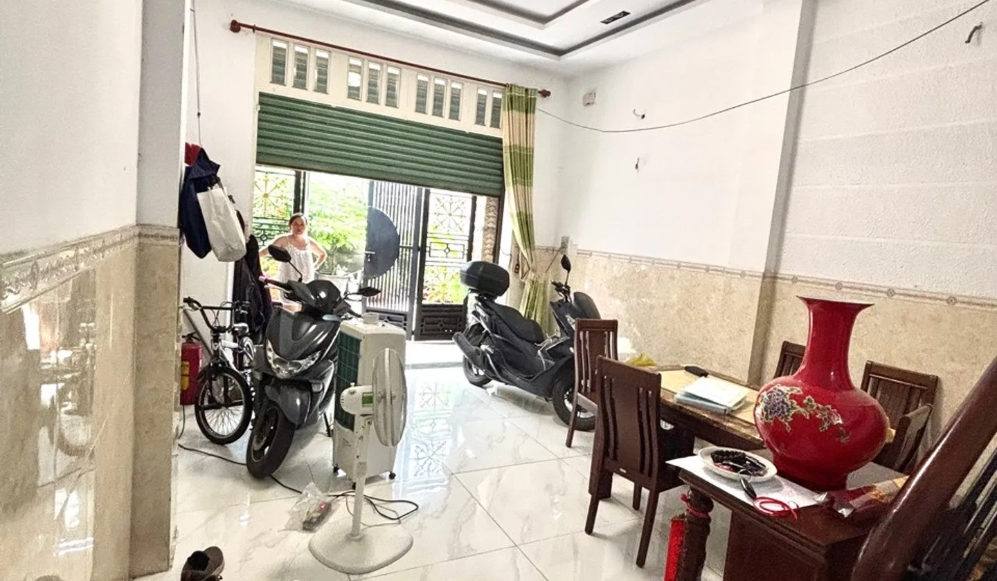 Bán nhà 4 tầng 5PN, hẻm rộng ô tô đậu cửa tại đường Gì Xoài... Bán nhà riêng tại Bình Hưng Hòa, Hồ Chí Minh 01