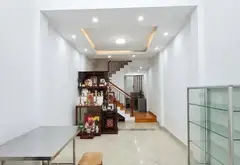Nhà MT Tân Phú - Huỳnh Thiện Lộc, 2 tầng ở ngay - KD - ngang gần 4m - dài 14n - hơn 10 tỷ... Bán nhà mặt phố tại Tân Phú, Hồ Chí Minh 01