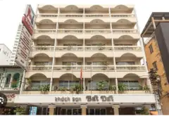 B.a'n Nh.aMẶT TIỀN KD Q.5 - NGANG 7,3M - 5 TẦNG - 6 PN - TL - gần NH Ái Huê, KS Bát Đạt
ZL: 0705.8... Bán nhà mặt phố tại Chợ Lớn, Hồ Chí Minh 01