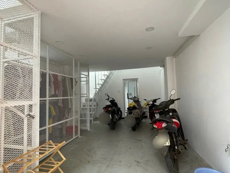 Nhà lô góc hiếm hoi tại Trần Xuân Soạn, Quận 7... Bán nhà riêng tại Tân Hưng, Hồ Chí Minh 01