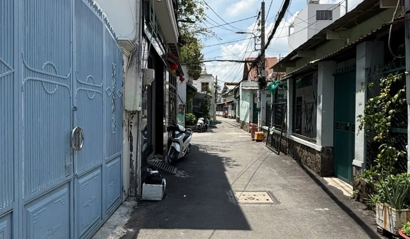 Bán nhà Thống Nhất, P.11, Gò Vấp, khu Lotte Mart, 108m2 (5.4 x 20), hẻm xe hơi, 6.15 tỷ... Bán nhà riêng tại Thông Tây Hội, Hồ Chí Minh 01