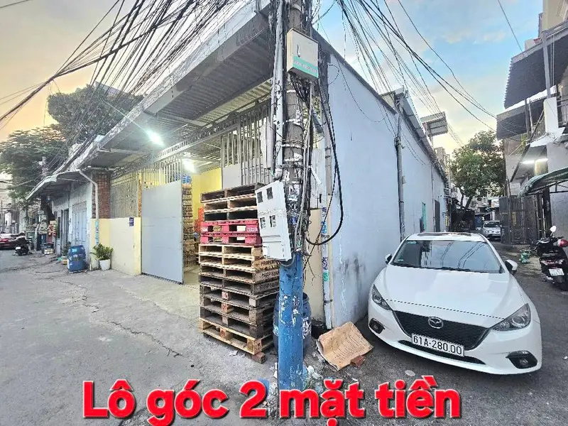 Nhà Mặt Phố Góc Đẹp Trung Tâm Dĩ An Giá Sốc... Bán nhà mặt phố tại Dĩ An, Hồ Chí Minh 01