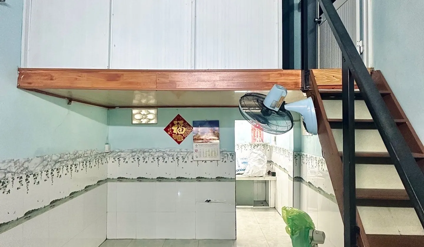 NGAY KÊNH TÂN HOÁ – TÂN PHÚ – TIỆN XÂY MỚI – 24m² – NHỈNH 2 TỶ... Bán nhà riêng tại Tân Phú, Hồ Chí Minh 01