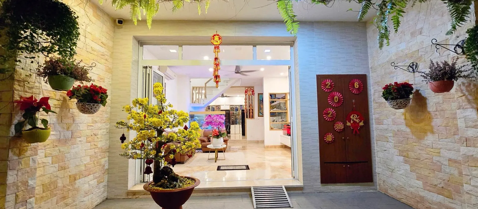 Siêu phẩm nhà mặt phố 4 tầng, sân để ô tô, nội thất cao cấp... Bán nhà mặt phố tại Tân Sơn Nhất, Hồ Chí Minh 01