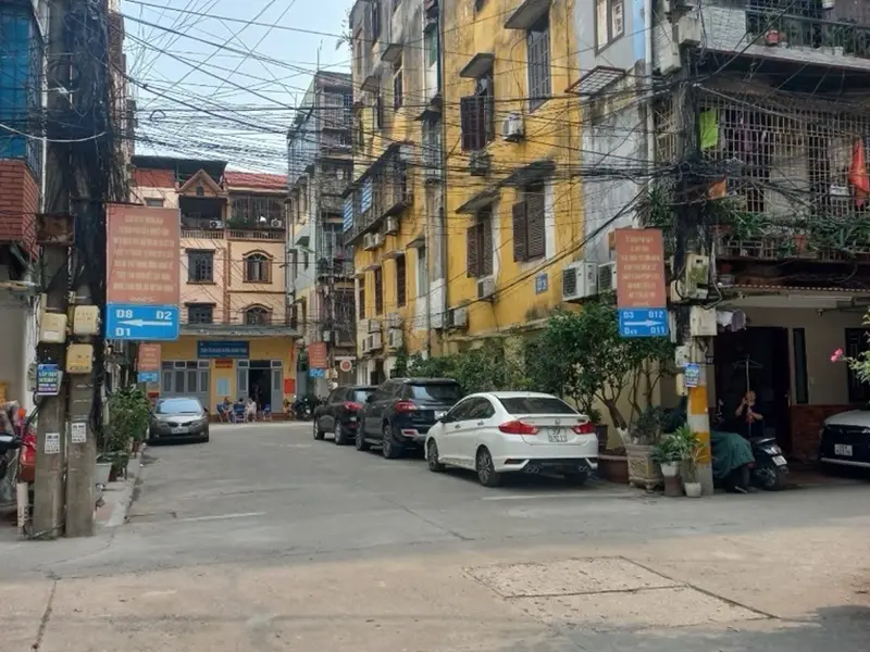 Căn hộ tập thể 2 phòng ngủ tại trung tâm quận Thanh Xuâ- Vương Thừa Vũ, 4.05 tỷ... Bán căn hộ chung cư tại Khương Đình, Hà Nội 01