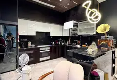 Biệt thự hiện đại với bể bơi trong nhà và hệ thống thang máy tại quận Hồng Bàng... Bán bất động sản khác tại Hồng Bàng, Hải Phòng 01