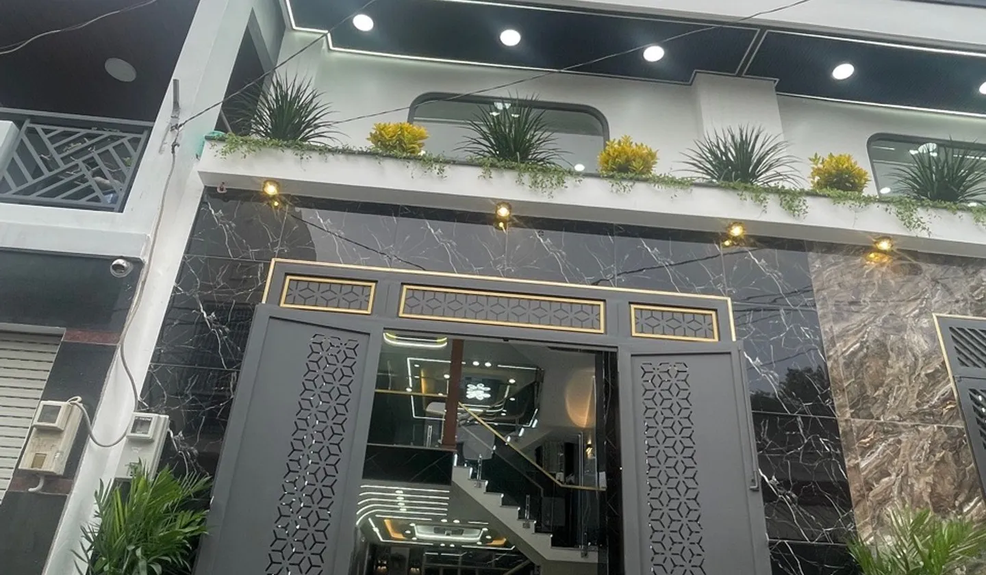 🔥NHỈNH 6 TỶ CHỐT! 🔥
🏡 BÁN NHÀ MỚI TRUNG MỸ TÂY Q12 – FULL NỘI THẤT –GARA Ô TÔ.... Bán nhà riêng tại Trung Mỹ Tây, Hồ Chí Minh 01