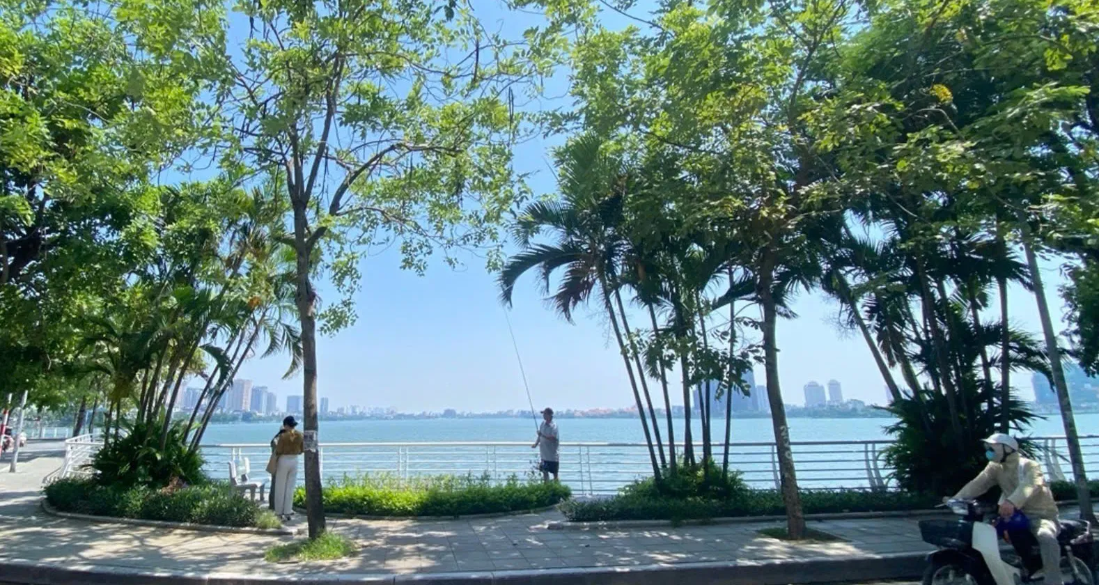 MẶT ĐƯỜNG TO VỊ TRÍ VÀNG KINH DOANH TUYỆT ĐẸP, MẶT TIỀN RỘNG, Ô TÔ VÀO NHÀ. VIEW TOÀN CẢNH HỒ TÂY... Bán nhà riêng tại Tây Hồ, Hà Nội 01