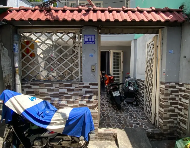 Nhà riêng duyên dáng tại trung tâm Quận 10, không gian sống tinh tế và yên bình... Bán nhà riêng tại Hòa Hưng, Hồ Chí Minh 01