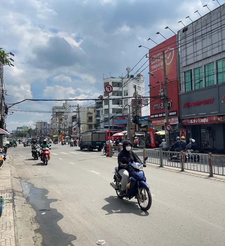 Bán nhà 4 tầng 6 phòng tại phường Bảy Hiền, giá 14 tỷ... Bán nhà riêng tại Bảy Hiền, Hồ Chí Minh 01