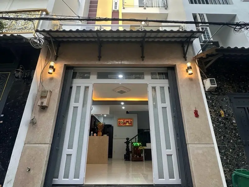 🏡 NHÀ MỚI – HẺM XE HƠI 4,5m – SÁT CHỢ GÒ XOÀI – CHỈ 4.48 TỶ
- 4.2 x 8m , nở hậu. 1 trệt 3 .... Bán nhà riêng tại Bình Hưng Hòa, Hồ Chí Minh 01