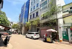 Nhà mặt phố mặt tiền rộng khu vực gần sân bay, thích hợp kinh doanh đa ngành nghề... Bán nhà mặt phố tại Tân Sơn Nhất, Hồ Chí Minh 06