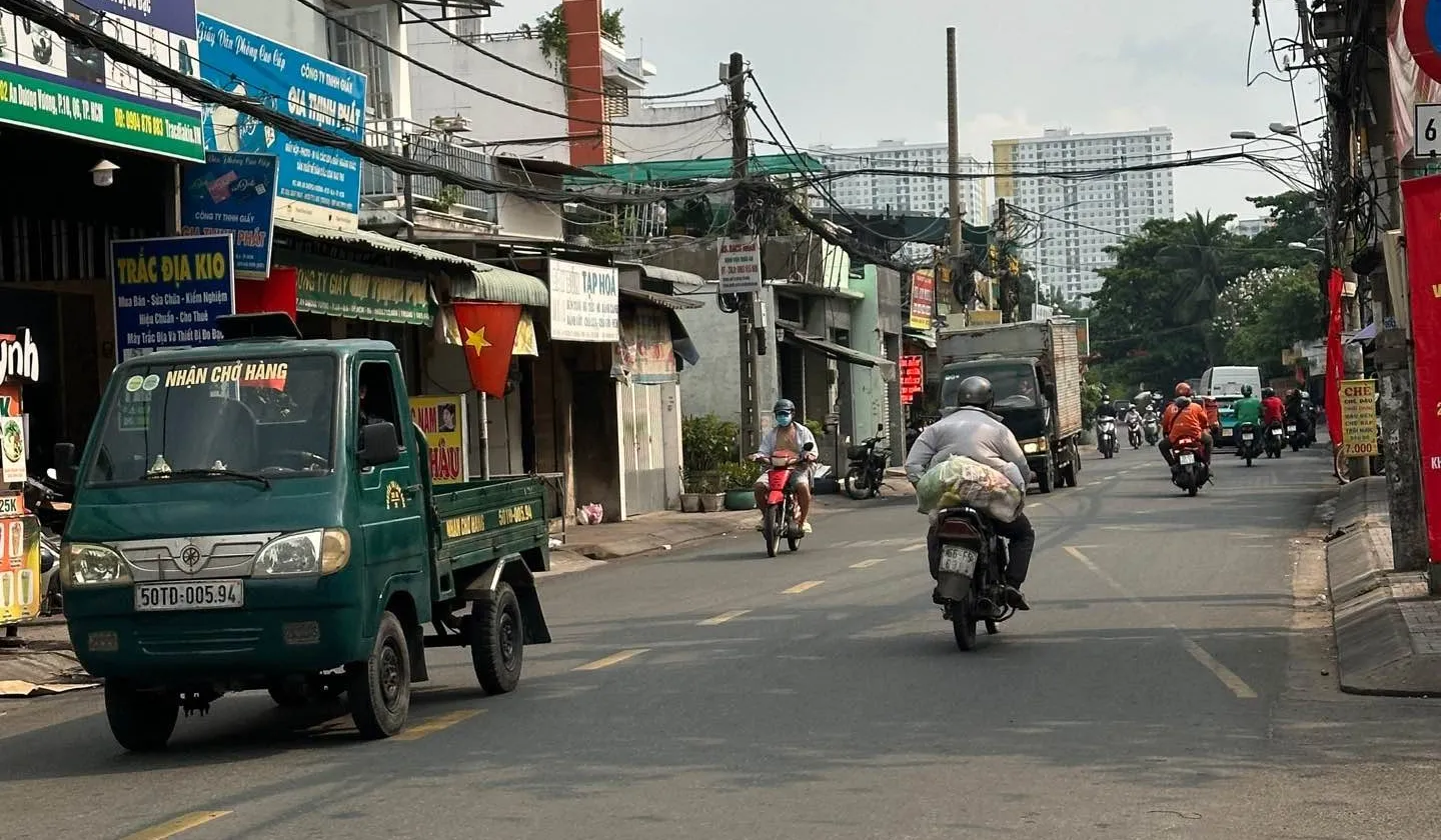 Nhà mặt phố kinh doanh Q6, diện tích 120m2 giá 17.8 tỷ... Bán nhà mặt phố tại Bình Phú, Hồ Chí Minh 01