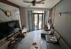 🏩 LÔ GÓC-HẺM XE HƠI-NHÀ MỚI ĐẸP-FULL NỘI THẤT... Bán nhà riêng tại Hòa Bình, Hồ Chí Minh 03