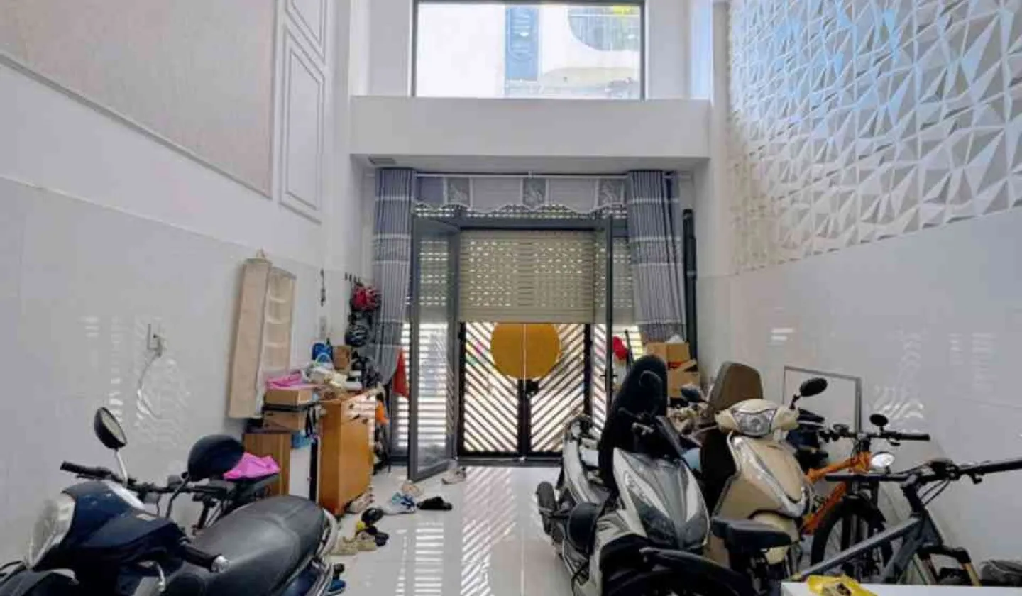 Nhà 5 tầng kiên cố tại Bình Trị Đông, Bình Tân, vị trí gần chợ Lê Văn Quới... Bán nhà riêng tại Bình Trị Đông, Hồ Chí Minh 01