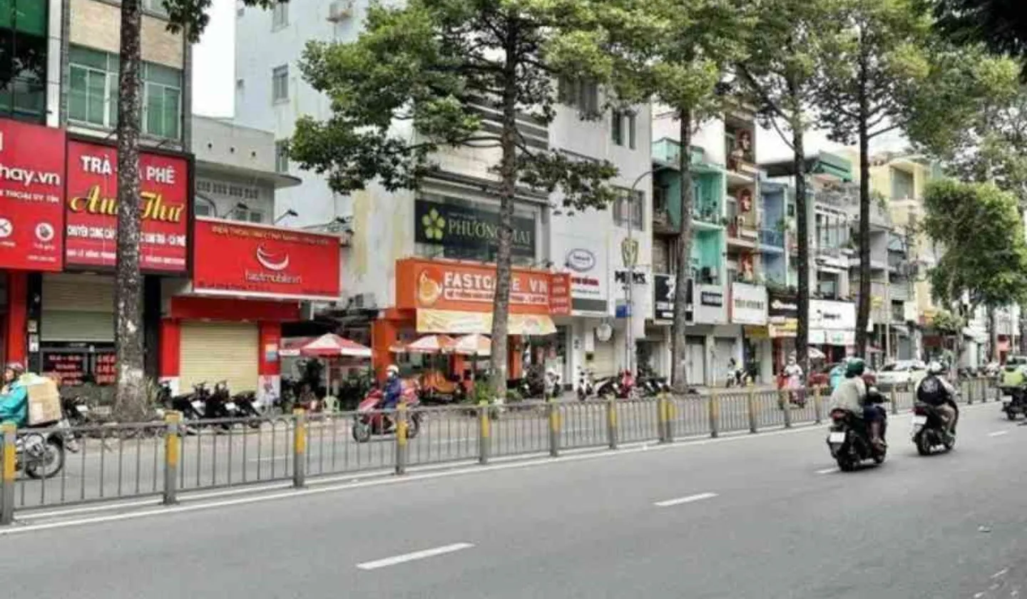 Nhà 2 tầng cực chất trung tâm Quận 10, giá siêu hời... Bán nhà riêng tại Vườn Lài, Hồ Chí Minh 01