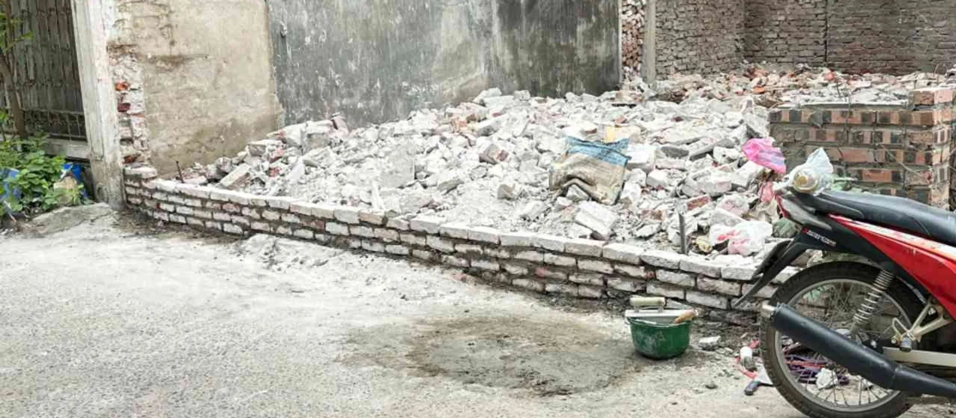 Bán Đất Khu B Đại Học Mỏ 50m2 mặt tiền 5.4m hướng Đông giá 10.8 tỷ pháp lý có sổ... Bán nhà riêng tại Đông Ngạc, Hà Nội 01