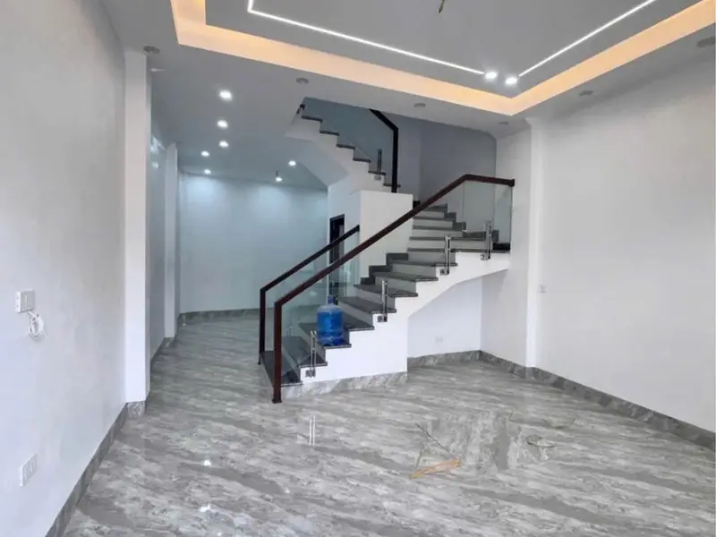 SIÊU PHẨM N.HÀ ĐẸP GIÁ TỐT, MỚI KÍNG KOONG, ngõ 13 Cao Xanh
3 ngủ, 3 vệ sinh, khách, phòng thờ, bếp... Bán nhà riêng tại Cao Xanh, Quảng Ninh 01