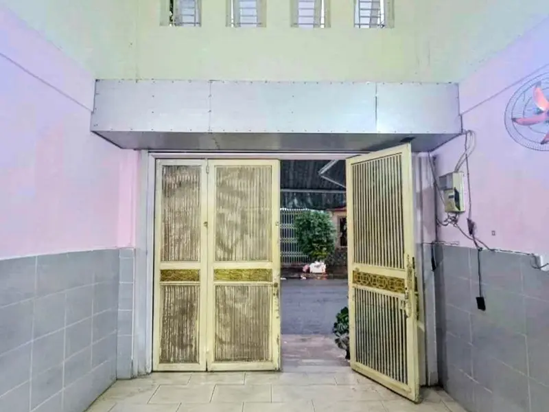 Nhà Tân Bình gần chợ Bà Hoa - Phan Sào Nam, ở ngay - KD đa dạng, ngang 4m - dài 19m - 16 tỷ.... Bán nhà mặt phố tại Bảy Hiền, Hồ Chí Minh 01