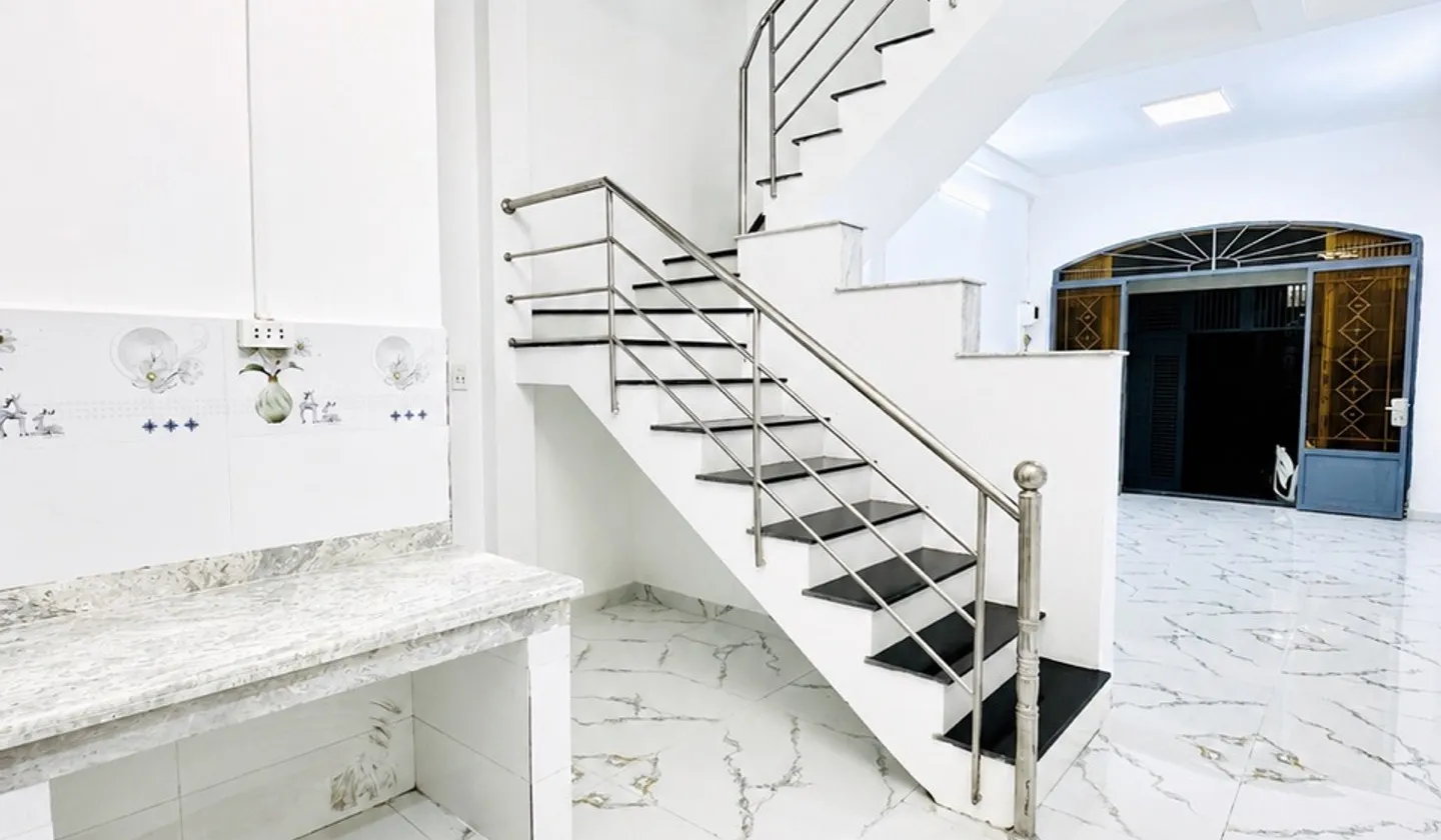 Nhà 3 tầng đúc, sát Đầm Sen, giá mềm cho bạn... Bán nhà riêng tại Phú Thạnh, Hồ Chí Minh 01