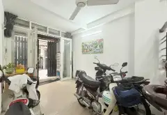 Nhà 5 tầng hẻm ô tô, trung tâm Quận 10, giá hời... Bán nhà riêng tại Diên Hồng, Hồ Chí Minh 09