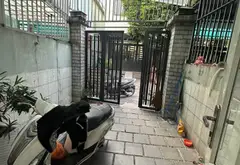 Bán nhà riêng 3 tầng và dãy trọ tại phường Trung Mỹ Tây, TP.HCM, tổng diện tích 180m²... Bán nhà riêng tại Trung Mỹ Tây, Hồ Chí Minh 03