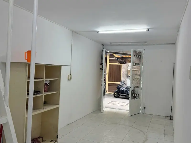 Nhà hiếm trung tâm quận 10 giá mềm - hẻm rộng xe tải ra vào thoải mái... Bán nhà riêng tại Diên Hồng, Hồ Chí Minh 01