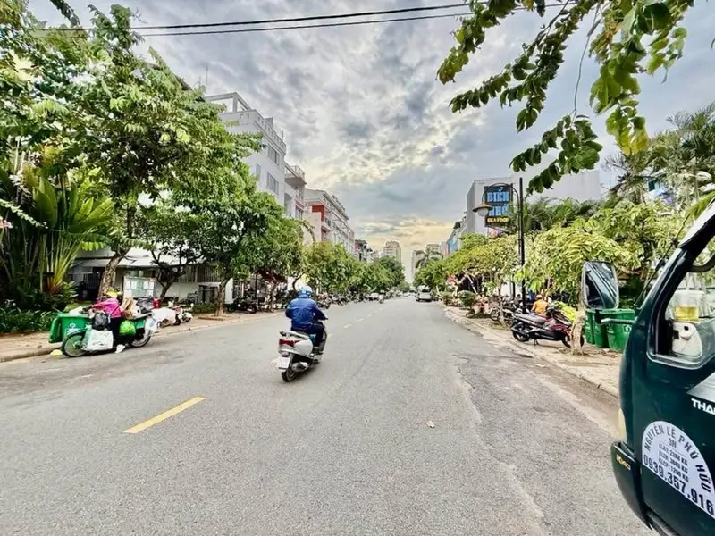 Bán nhà mặt phố 5 tầng kinh doanh sầm uất Quận 7... Bán nhà mặt phố tại Tân Hưng, Hồ Chí Minh 01