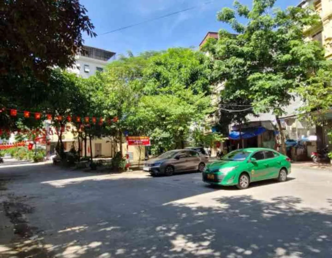 Đất chia lô Phú Diễn 40m2 đường rộng 12m thông thoáng, mặt tiền 4.5m... Bán đất tại Phú Diễn, Hà Nội 01