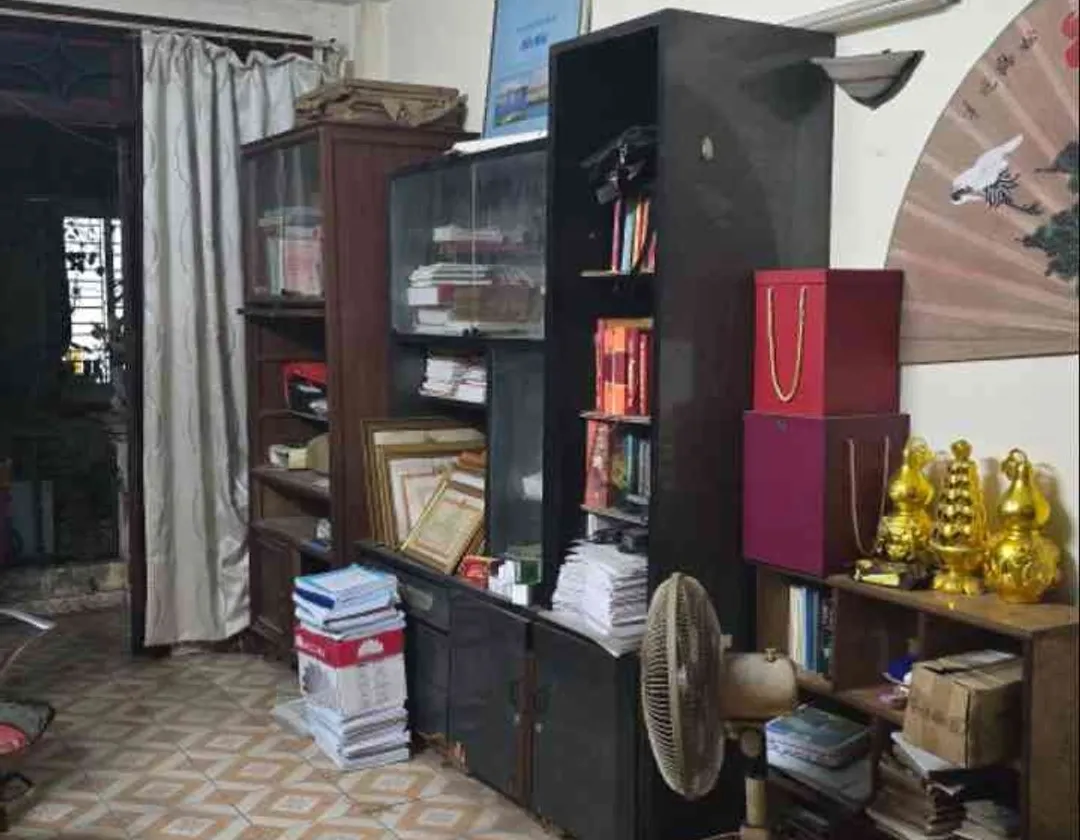 Bán nhà riêng 4 tầng tại phường Cầu Giấy, Hà Nội, giá 13 tỷ đồng... Bán nhà riêng tại Cầu Giấy, Hà Nội 01