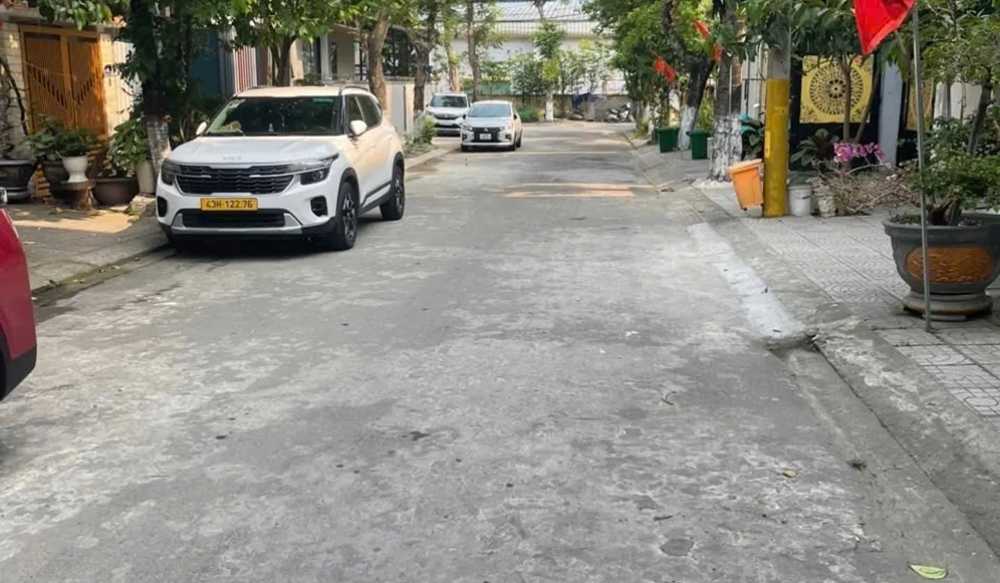 Bán đất mặt tiền 110m² - Sơn Trà, Đà Nẵng - Giá 725 triệu VNĐ... Bán đất tại Sơn Trà, Đà Nẵng 01