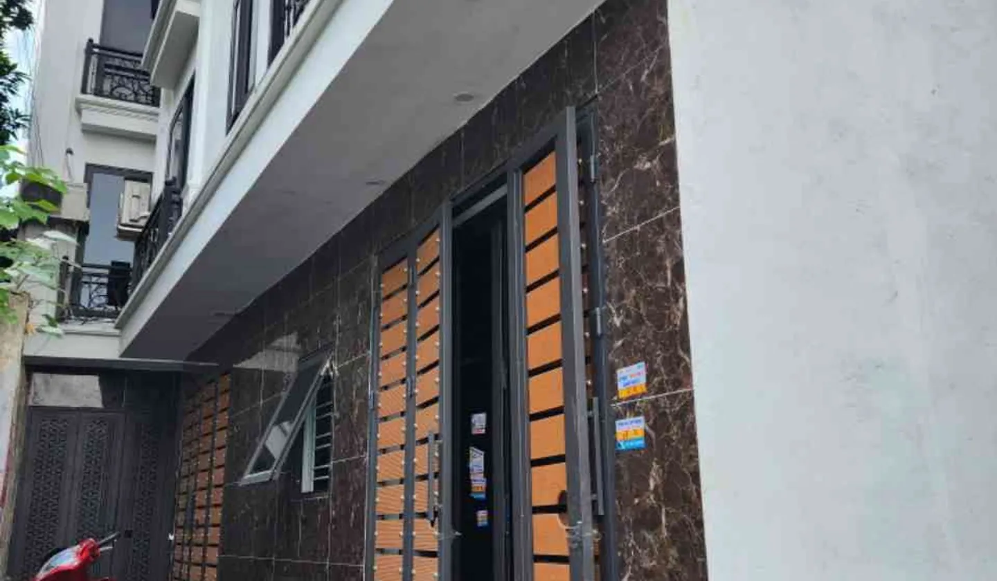 Bán nhà riêng 3 tầng tại phường Chương Mỹ, Hà Nội, diện tích 30.2 m2, pháp lý rõ ràng... Bán nhà riêng tại Chương Mỹ, Hà Nội 01