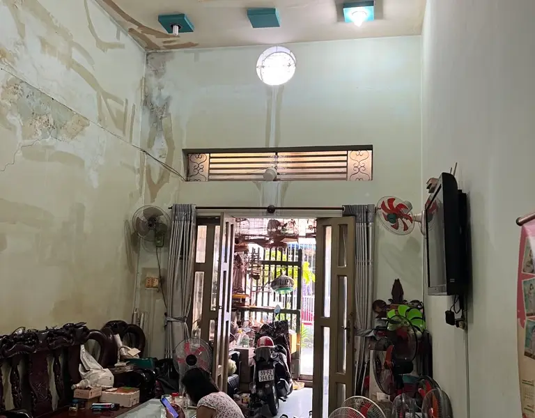 Bán nhà mặt phố 61m² tại Thủ Đức, thuận tiện, hướng Nam, giá 4.65 tỷ... Bán nhà mặt phố tại Long Bình, Hồ Chí Minh 01
