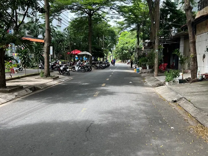 Nhà mặt tiền rộng, nội thất xịn, kinh doanh cực đỉnh... Bán nhà mặt phố tại Bình Đông, Hồ Chí Minh 01