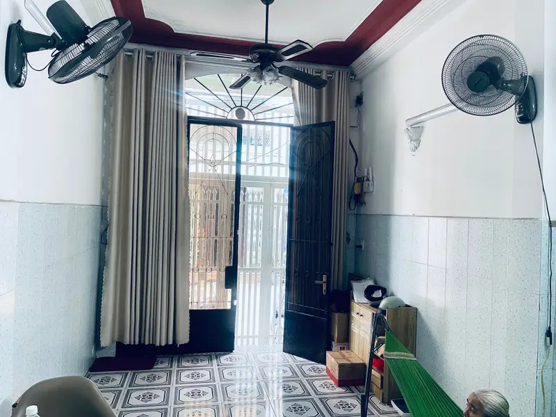 Bán nhà 5 tầng 39m2 HXH đường Út Tịch, Tân Bình giá 8.4 tỷ... Bán nhà riêng tại Tân Sơn Nhất, Hồ Chí Minh 01
