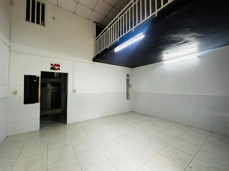 Bán nhà mặt phố tại Trung Mỹ Tây, 62m2, 2 tầng, mặt tiền 5.5m, pháp lý rõ ràng... Bán nhà mặt phố tại Trung Mỹ Tây, Hồ Chí Minh 01