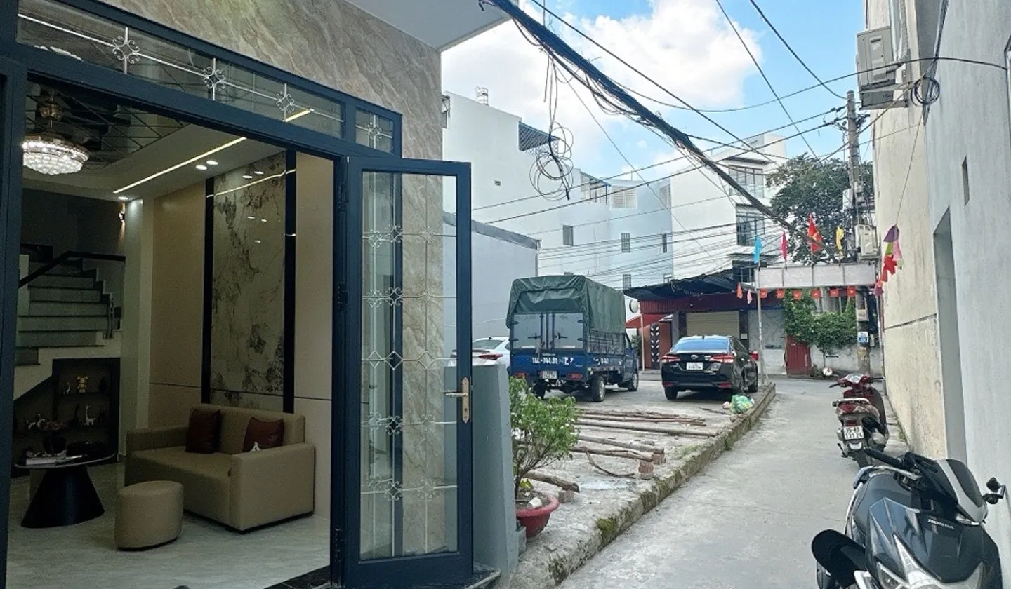 NHÀ 152 HỒ SEN – Ô TÔ ĐỖ CỬA, KINH DOANH NHỎ – CHỈ 2,75 TỶ

Diện tích: ~35m² x 3 tầng.... Bán nhà riêng tại Lê Chân, Hải Phòng 01