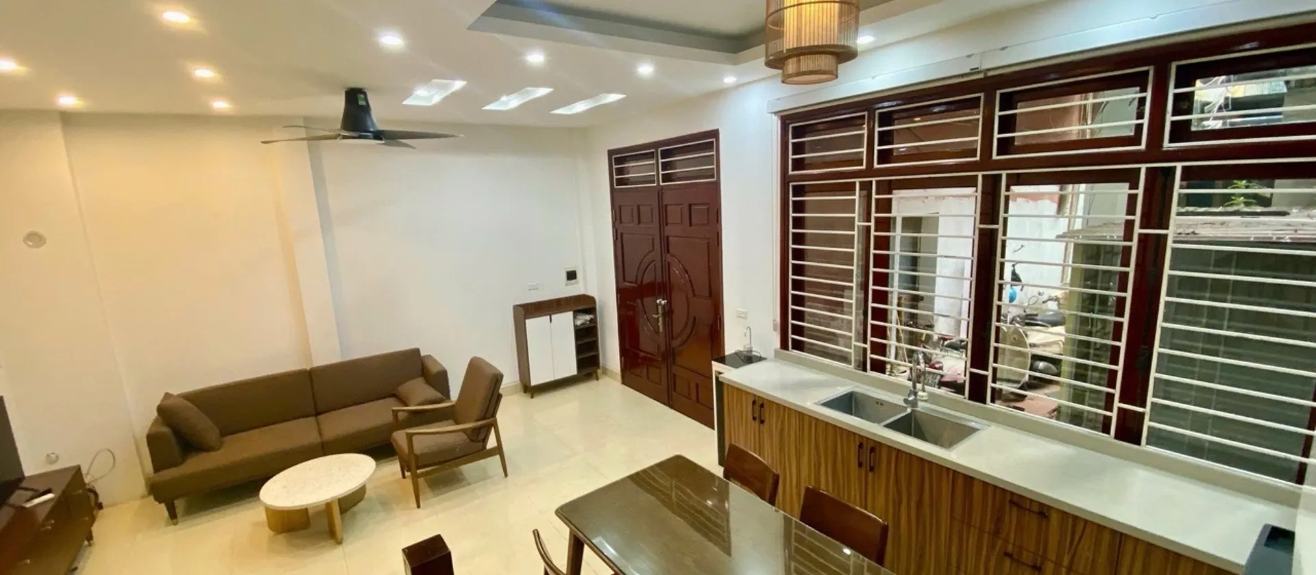 Cơ hội sở hữu nhà riêng trung tâm quận Long Biên với giá tốt hiếm có... Bán nhà riêng tại Bồ Đề, Hà Nội 01
