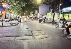 Cơ hội hiếm: Căn hộ tập thể 2 ngủ 2 mặt thoáng tại Chùa Láng, giá tốt... Bán căn hộ chung cư tại Láng, Hà Nội 05