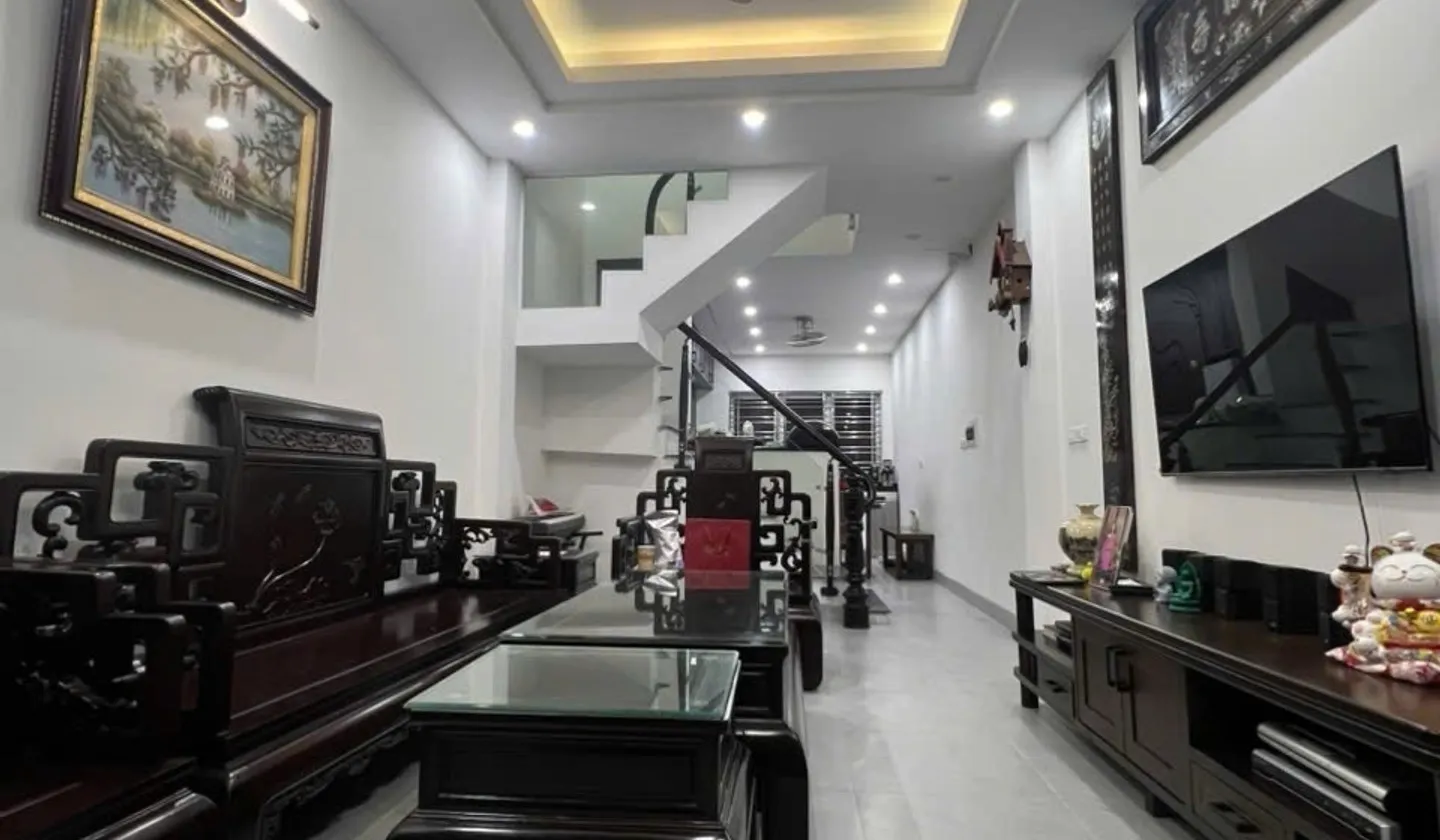 Nhà riêng 4 tầng hiện đại tại khu vực trung tâm Cầu Giấy... Bán nhà riêng tại Cầu Giấy, Hà Nội 01