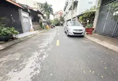 Nhà riêng 2 tầng 76m2, gần Dương Quảng Hàm, hẻm xe tải, giá 9.6 tỷ... Bán nhà riêng tại An Nhơn, Hồ Chí Minh 02