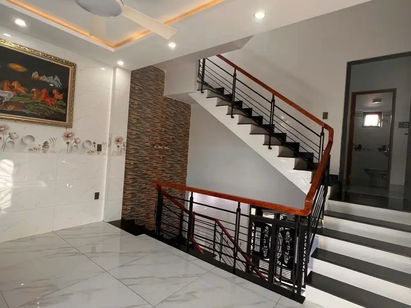 Nhà mặt phố 5 tầng phường Thanh Khê, Đà Nẵng giá 6.5 tỷ... Bán nhà mặt phố tại Thanh Khê, Đà Nẵng 01