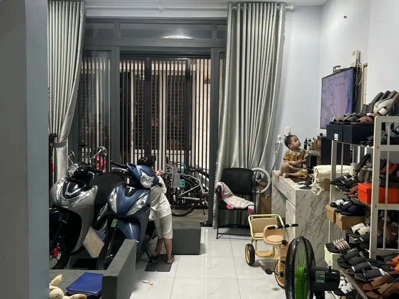 Bán nhà 2 tầng hẻm an ninh khu Tân Phú, diện tích 43m²... Bán nhà riêng tại Tân Sơn Nhì, Hồ Chí Minh 01