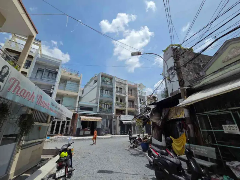 Nhà mặt tiền thương mại sang trọng tại Bình Phú, Quận 6... Bán nhà mặt phố tại Bình Phú, Hồ Chí Minh 01