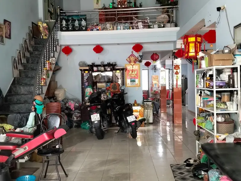 🌊 **MUA NHÀ MẶT TIỀN 6,7 TỶ… NHƯNG SÁNG NÀO CŨNG CÓ THỂ ĐI BỘ RA BIỂN?**... Bán nhà mặt phố tại Liên Chiểu, Đà Nẵng 01