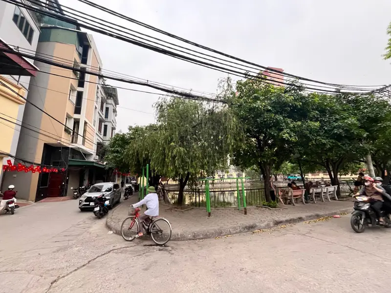 SIÊU PHẨM KIM GIANG 90m LÔ GÓC MẶT TIỀN KHỦNG DÒNG TIỀN Khủng VIEW HỒ Ô TO TRÁNH SỔ ĐỎ CHỈ 25.2 tỷ... Bán nhà riêng tại Thanh Liệt, Hà Nội 01