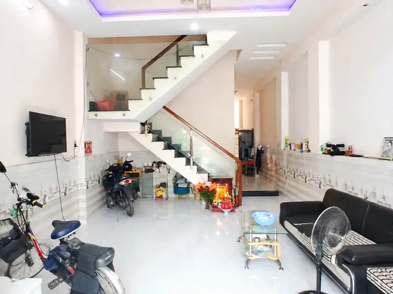 Hai căn nhà liền kề đường 8m trong khu dân cư an ninh, giá hấp dẫn... Bán nhà riêng tại Bà Điểm, Hồ Chí Minh 01